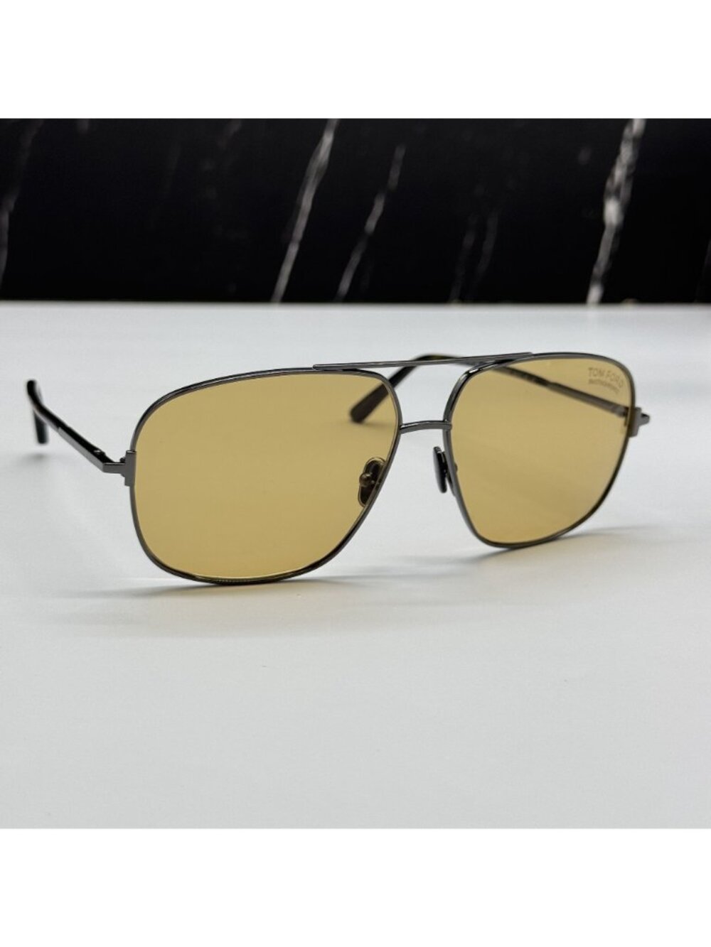 NWT Tom Ford Tex Photochromic FT1096 08E  Aviator Sunglasses TF1096 08E